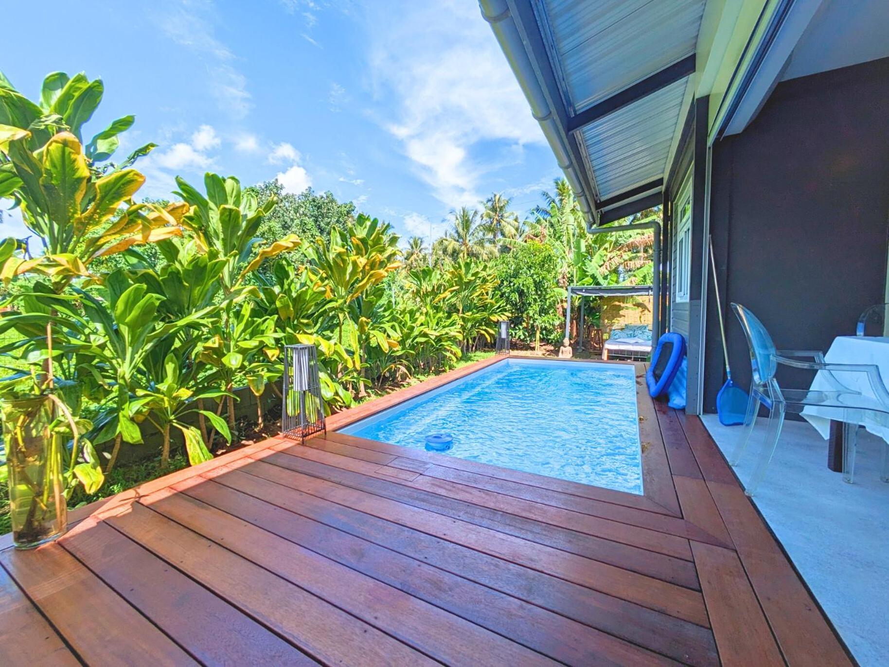 Natura Om Teahupoo Surf Lodge Toanoano Buitenkant foto