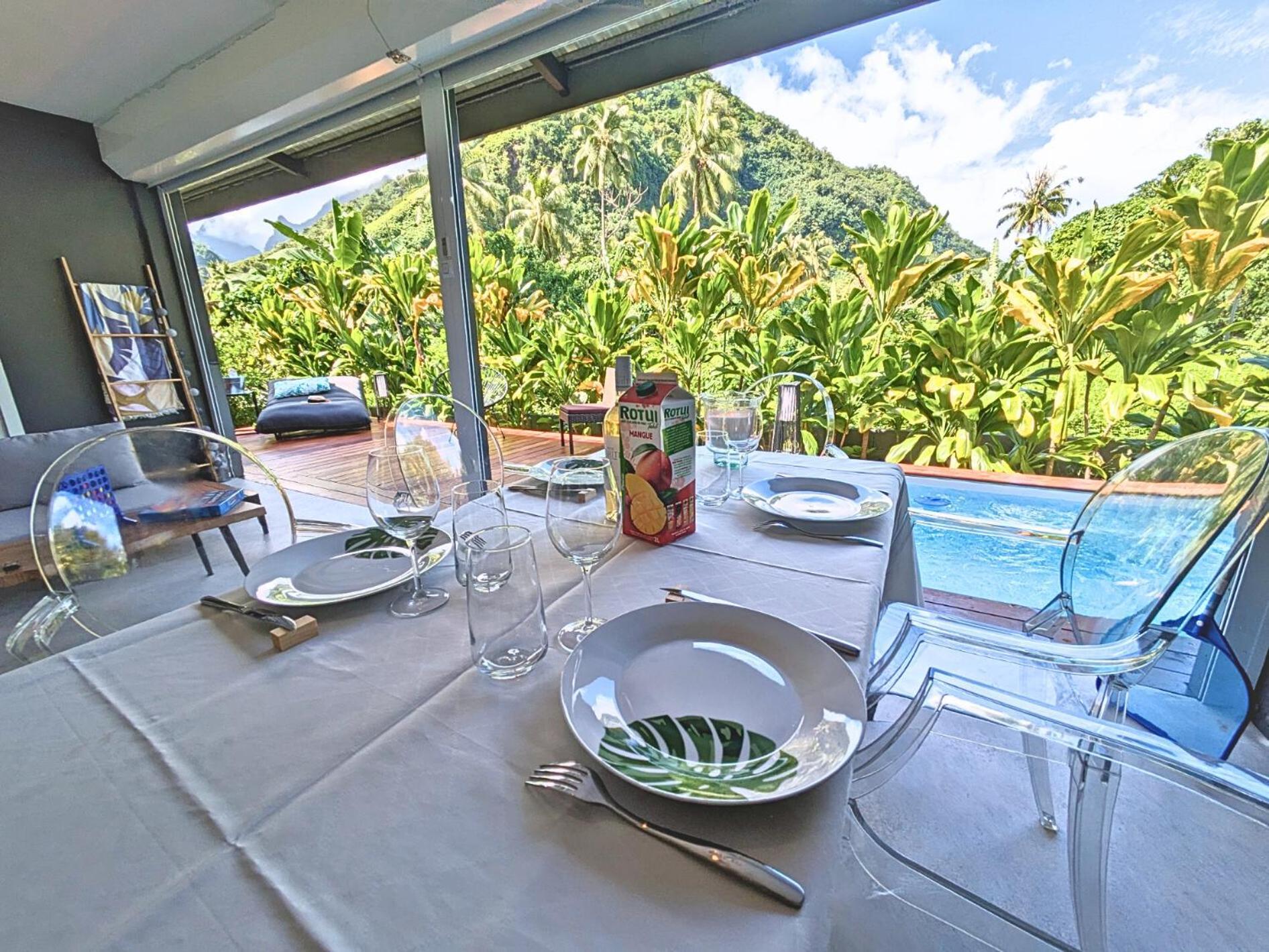 Natura Om Teahupoo Surf Lodge Toanoano Buitenkant foto